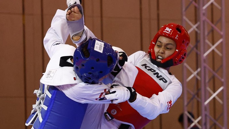 Chroy Changvar Convention Center Hall F, Phnom Penh, Kamboja - 15 Mei 2023 Tamesti Megawati dari Indonesia bereaksi selama putaran final. (REUTERS/Kim Kyung-Hoon)