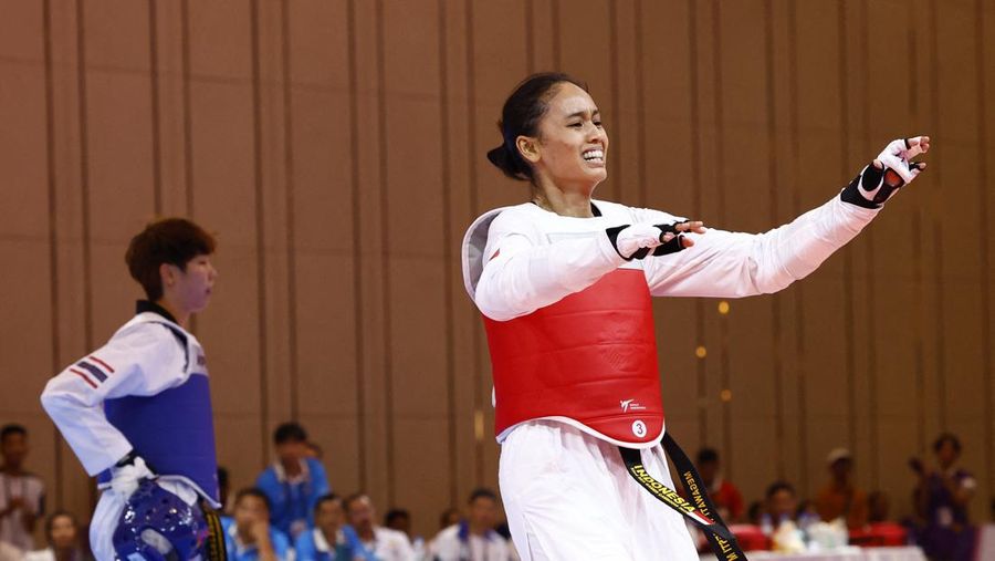 Chroy Changvar Convention Center Hall F, Phnom Penh, Kamboja - 15 Mei 2023 Tamesti Megawati dari Indonesia bereaksi selama putaran final. (REUTERS/Kim Kyung-Hoon)