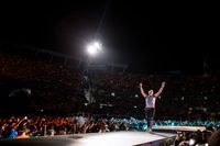 Coldplay Konser 6 Hari Di Singapura, Benarkah Ini Alasannya?