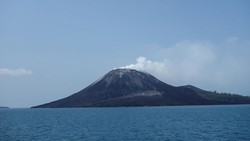 Dentuman Anak Krakatau Bisa Terdengar sampai Bandung, Kok Bisa?