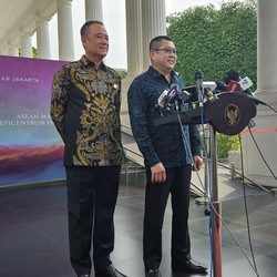 Bos MNC Hary Tanoe Respons Rumor Jadi Menkominfo, Serius?