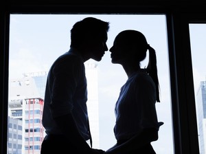 Alasan Pria Selingkuh dengan Wanita yang Lebih Tidak Menarik dari Istrinya