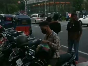 Sandi Berang Adanya Jukir Liar di Masjid Istiqlal