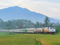 Ini Alasan KA Semi Cepat Batal, Jakarta-Surabaya Tetap 12 Jam
