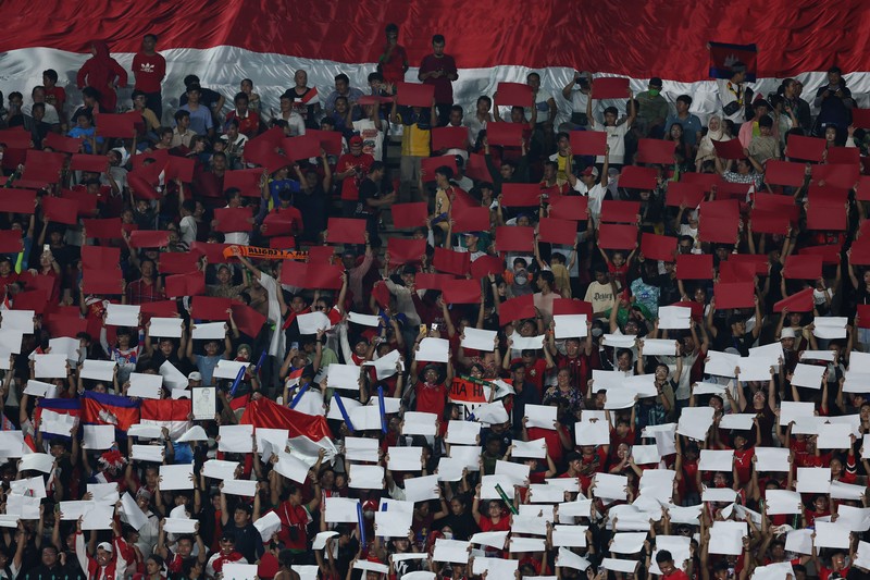 Southeast Asian Games - Football - Indonesia v Thailand - Final - Olympic National Stadium, Phnom Penh, Cambodia - May 16, 2023 Indonesia players line up before the match REUTERS/Cindy Liu