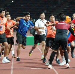 Panas! Final Sepak Bola RI vs Thailand Diwarnai Keributan