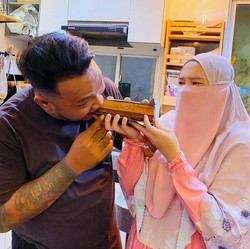 Punya 3 Saham, Istri Virgoun Boncos Rp200 Juta Dari Sini