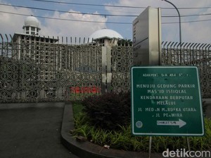 Polisi Tetapkan 2 Tersangka Buntut Jukir Getok Harga di Masjid Istiqlal