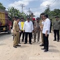 Jokowi Berburu Jalan 