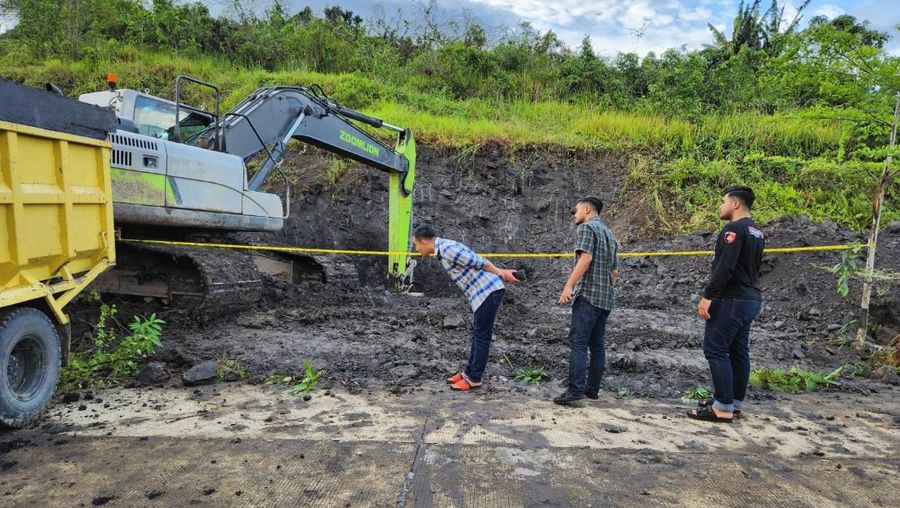 Tambang batu bara ilegal di Berau, Kaltim.