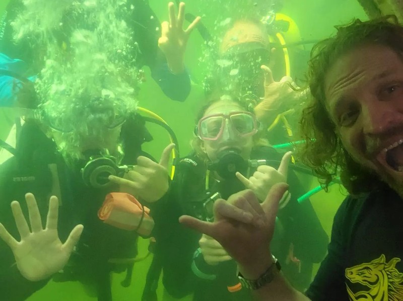 Joseph Dituri seorang pria di Florida mencetak rekor untuk tempat tinggal bawah air. Joseph Dituri seorang pria di Florida mencetak rekor untuk tempat tinggal bawah air. (Tangkapan Layar Instagram @drdeepsea)