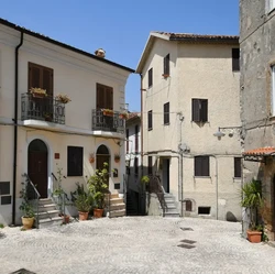 Wow! Ratusan Rumah di Italia Dijual Rp 15 Ribu, Ini Syaratnya