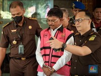 Jokowi Sah Pecat Johnny G Plate, Mahfud Plt Menkominfo