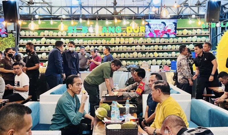 Presiden RI Jokowi Rayakan Kemenangan Indonesia vs Thailand Final SEA Games 2023. (Tangkapan Layar Youtube) Presiden RI Jokowi Rayakan Kemenangan Indonesia vs Thailand Final SEA Games 2023. (Tangkapan Layar Youtube)