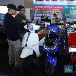 Dikasih Subsidi Rp 7 Juta, Nyatanya Motor Listrik Belum Laku!