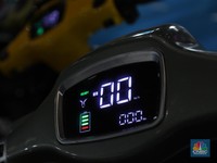 Motor Listrik Tak Laku, Stok di Diler-Pabrikan Sampai Numpuk