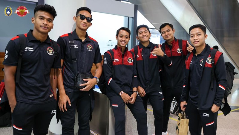 Tim U-22 Indonesia telah tiba di Bandar Udara Internasional Phnom Penh dan bersiap untuk kembali ke tanah air membawa medali emas. (Dok. Twitter @PSSI)