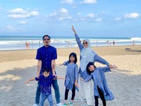 Punya Anak 3 & Cerai Kayak Desta? Gini Cara Atur Duitnya Bun!