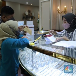 Meski Harga Emas Terbang, Nasabah Pegadaian Cuma Pinjam Seperlunya