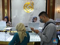 Ramai-ramai Warga RI Borong Emas Galeri 24, dalam 3 Hari Laku 170 Kg