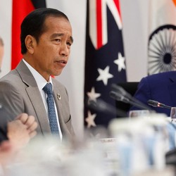 Ada Proyek IKN, Jokowi Pede Ekonomi RI Meroket 5,7% di 2024!