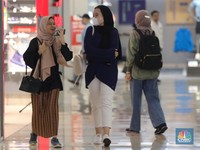 Potret Pusat Perbelanjaan di Tengah Ramalan Ekonomi Suram