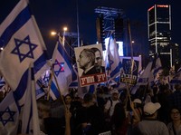 Potret Demo Israel! Negeri Kacau, Pemerintah 'Nyerah'