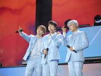 Super Junior K.R.Y Meriahkan Road To Allo Bank Festival