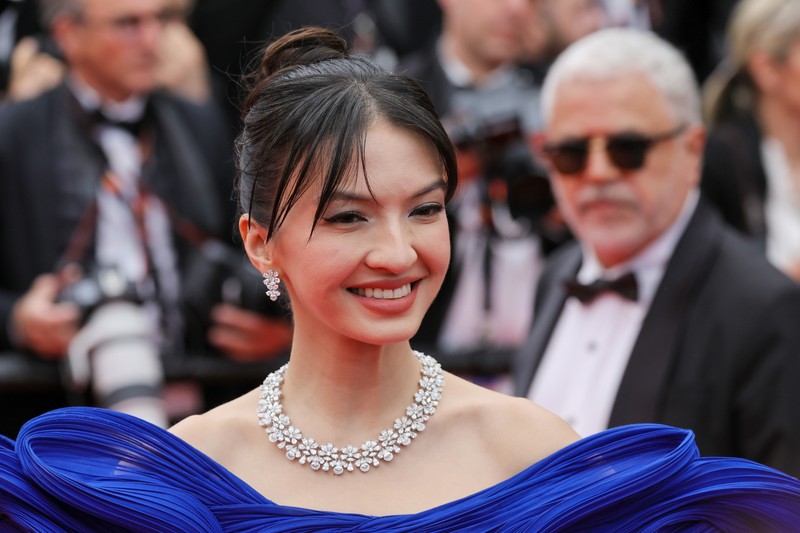 Amr Waked, bintang tamu, Sam Riley, Junia Rees, bintang tamu, Gabrielle Tana, sutradara Karim Ainouz, Alicia Vikander dan Jude Law menghadiri karpet merah Amr Waked, bintang tamu, Sam Riley, Junia Rees, bintang tamu, Gabrielle Tana, sutradara Karim Ainouz, Alicia Vikander dan Jude Law menghadiri karpet merah