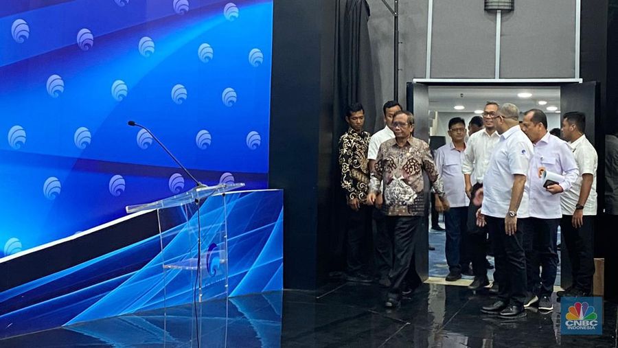 Konferensi Pers Kominfo di Kantor Kominfo, Jakarta, Senin (22/5/2023). (CNBC Indoensia/Novina Putri Bestari)
