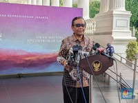 Mahfud Lapor ke Jokowi Soal Proyek BTS: Barangnya Enggak Ada!