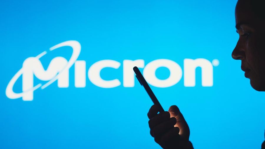 Micron Technology. (Illustration by Rafael Henrique/SOPA Images/LightRocket via Getty Images)