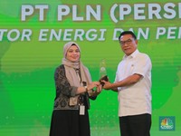 PLN Raih Predikat Green Ratings Sektor Energi & Pertambangan