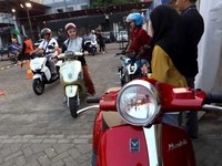 Adu Irit Motor Listrik VS Bensin, Ternyata Ini Pemenangnya!