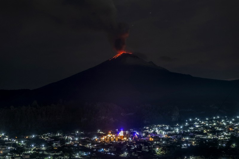 Aktivitas Gunung Popocatépetl meningkat. (AFP via Getty Images/ERIK GOMEZ TOCHIMANI)