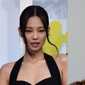 Idol Kpop Tak Boleh Pacaran? Begini Aturan HYBE dan YG
