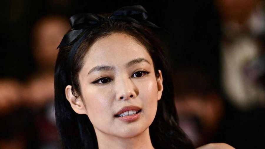 Jennie Blackpink di Cannes (Tangkapan layar instagram @Allkpop)
