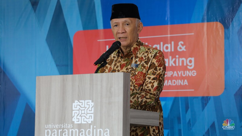 Ketua Dewan Pembina Yayasan Wakaf Paramadina Dr. (HC) Drs. H.M. Jusuf Kalla menekan tombol dimulainya pembangunan Gedung A Universitas Paramadina Kampus Cipayung, Jakarta Timur, Selasa (23/5/2023). (CNBC Indonesia/Faisal Rahman) Ketua Dewan Pembina Yayasan Wakaf Paramadina Dr. (HC) Drs. H.M. Jusuf Kalla menekan tombol dimulainya pembangunan Gedung A Universitas Paramadina Kampus Cipayung, Jakarta Timur, Selasa (23/5/2023). (CNBC Indonesia/Faisal Rahman)