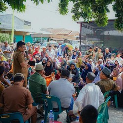 Sambangi Warga, Bobby Dapat Curhatan Ini dari Masyarakat