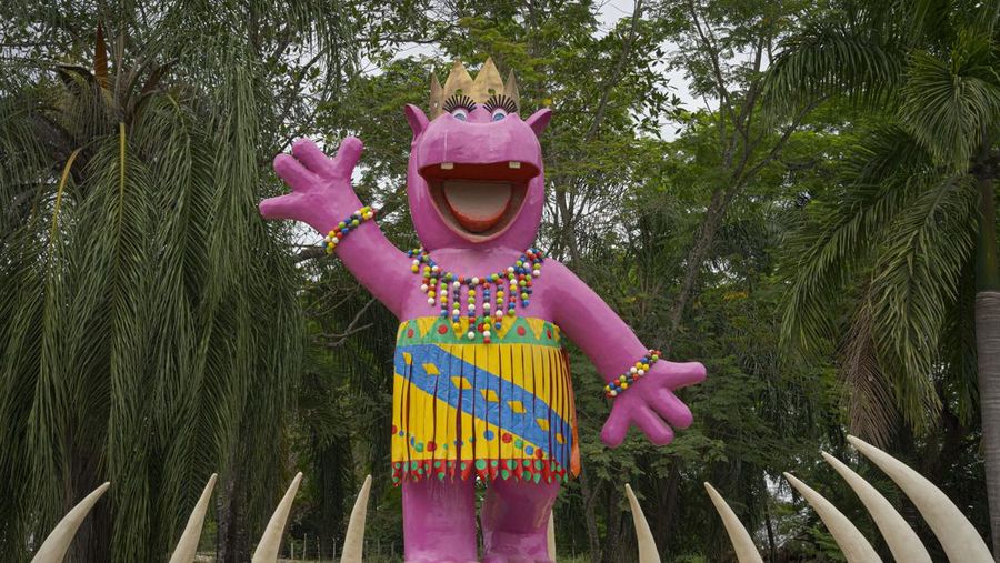 Rumah gembong narkoba terkaya dunia disulap jadi taman bermain. (AFP via Getty Images)