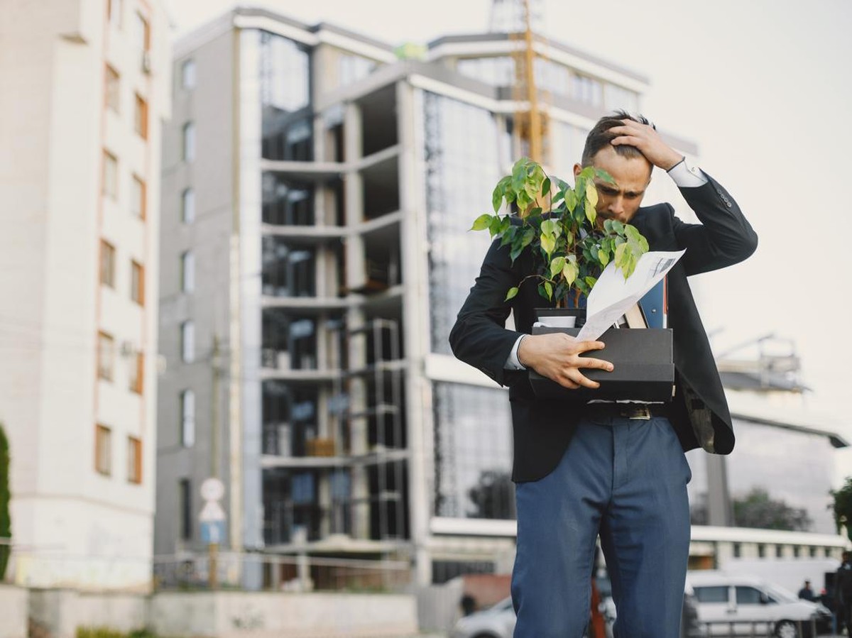 Microsoft PHK 15 Ribu Karyawan di Tengah Keuntungan dan Investasi Besar AI