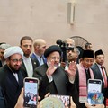 Momen Presiden Iran ke Indonesia, Sholat Dzuhur di Istiqlal