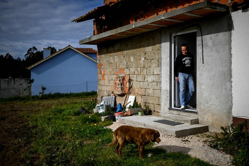Seekor anjing dari Portugal dinobatkan anjing tertua oleh Guinness World Record pada Februari 2023 lalu. Bobi nama anjing tersebut berusia 30 tahun 266 hari. (AFP via Getty Images/PATRICIA DE MELO MOREIRA) Seekor anjing dari Portugal dinobatkan anjing tertua oleh Guinness World Record pada Februari 2023 lalu. Bobi nama anjing tersebut berusia 30 tahun 266 hari. (AFP via Getty Images/PATRICIA DE MELO MOREIRA)