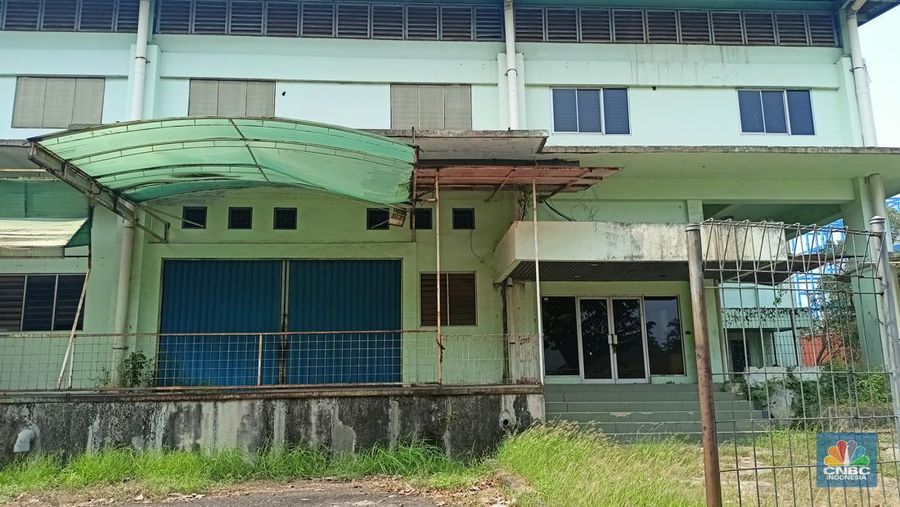 Banyak Pabrik di Jakarta yang Pindah, Ribuan Pegawai Terkena PHK. (²©²ÊÍøÕ¾/Ferry Sandi)