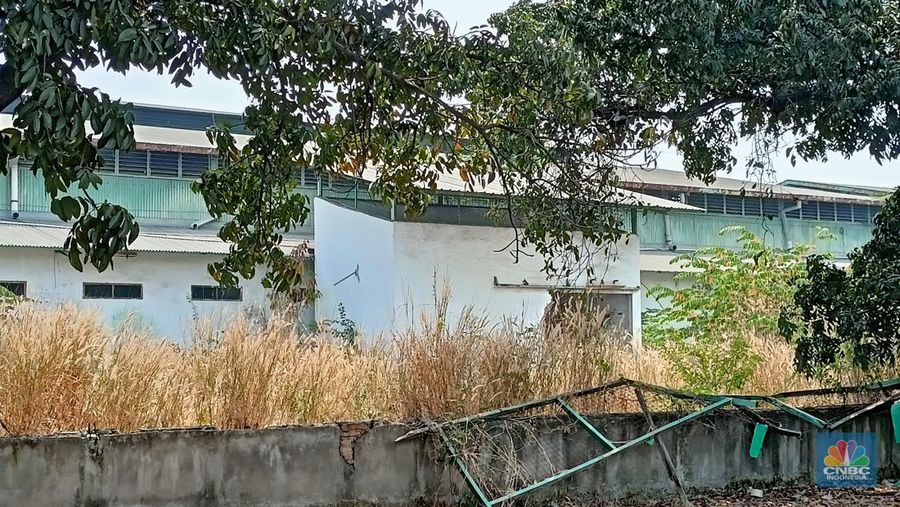 Pabrik-pabrik di kawasan Berikat Nusantara (KBN) di wilayah Jakarta Utara, Cilincing mulai masif meninggalkan ibu kota. (CNBC Indonesia/Ferry Sandi)