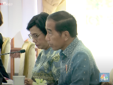 Siap-siap! Jokowi Segera Larang Ekspor Pasir Kuarsa