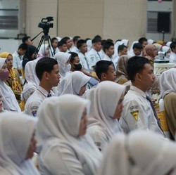 Pemuda Tanjung Enim Ini Raih Mimpi Berkat Beasiswa dari PTBA