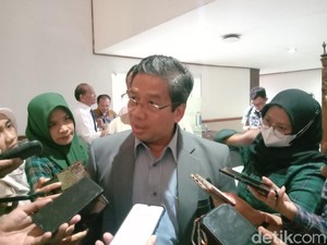 Profil Jamal Wiwoho, Rektor UNS yang Mengundurkan Diri dari Jabatannya