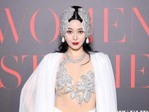 Fan Bingbing Eksis Lagi Lewat Mother Bhumi