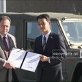 Video: Jepang Kirim 100 Kendaraan Militer Ke Ukraina